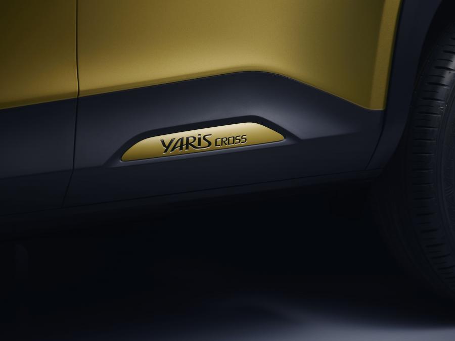 Детали экстерьера Toyota Yaris Cross Hybrid 2020 года  (WW) (фото 10 из 16)